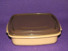 0010 Rubbermaid Vintage Servin Saver 0010 Rubbermaid Vintage Servin Saver