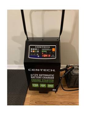 Cen-tech 792363634236 2/10/40/200a 6/12v Automatic Battery Charger On Wheels With Engine Jump And L