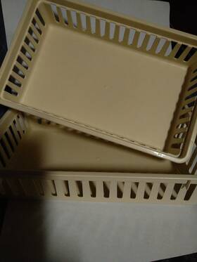 514-1 Frem Corp. Vtg Utensil Makeup Drawer Tray Basket Ivory Cream Eggshell Beige