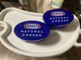 052150 Kraft 2-pack - Natural Cheese Plastic Storage Container With Grater Shredder