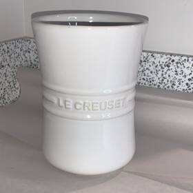 9102-6100-10000 Le Creuset Ceramic Utensil Holder White Dishwasher Safe Kitchen Storage