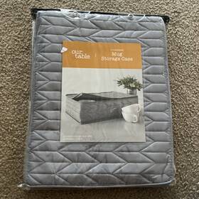 Our Table 444800415075 Quilted Stemware Storage Case In Grey