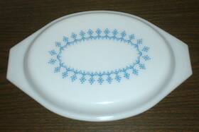 945c Pyrex Vintage Snowflake Blue Oval Casserole Replacement Lid Only 945 C 945c Pyrex Vintage Snowflake Blue Oval Casserole Replacement Lid Only 945 C