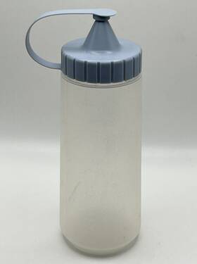 0483 Rubbermaid Servin Saver Condiment Squeeze Bottle Blue Lid 16 Oz G26