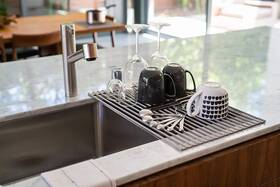 Shencai 788399007977 Over-the-sink Roll-up Dish Drying Rack Made Of Silicone Wrapped Steel Multi