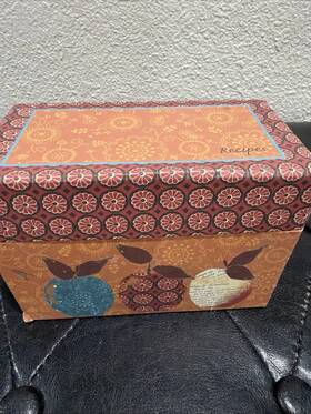 Ig66030 Studio 18 Recipe Box Apple Design Orange With Lid Cardboard