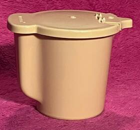 574-12 Tupperware 576-14 Vintage Harvest Gold Creamer