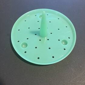 681-17 Tupperware Vintage Lettuce Keeper Crisp It Green Jadeite Replacement Spike