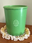 Vintage Mcm Tupperware Large Canister Bright Apple Green 1339-3. Fixed Price $14.99.
