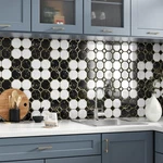 Peel And Stick Backsplash Tiles Para Cocina En Blanco Y Negro. Fixed Price $23.71.