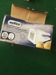 Zyliss Potato & Vegetable Chipper French Fry Slicer Press Cutter. Fixed Price $20.00.