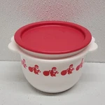 Tupperware White Covered Bowl #2513A-1 Holiday Christmas Santa. Fixed Price $10.96.