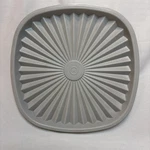 Tupperware Servalier Starburst Lid 6.5 Gray Replacement (841-3). Fixed Price $6.00.
