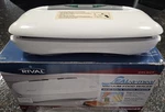 Rival Gourmet Seal-a-meal Vacuum Food Sealer VS110 White. Fixed Price $25.00.