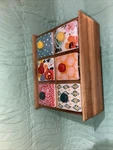 The Pioneer Woman Flea Market 6-DRAWER Spice And Tea Box Uec. Fixed Price $43.00.