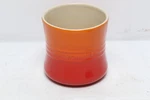 Le Creuset Kitchen Utensil Holder Crock 2.3L Flame Stoneware Nwt Second Choix. Fixed Price $49.50.