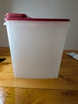Vintage Tupperware Modular Mate Super Oval Container 1588-7 Red Flip Lid Pantry. Fixed Price $24.99.