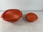 Vintage Tupperware 7 Inch & 5 Bowl With Lid Orange #839-10 Lot Of 2. Fixed Price $14.99.
