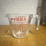Pyrex Glass 16 Oz Measuring Cup Red Markings Pour Spout Handle. Fixed Price $15.00.