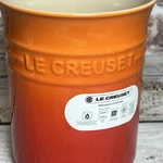 Le Creuset Flame Orange Stoneware Utensil Crock Holder 1L Nwt. Fixed Price $38.00.