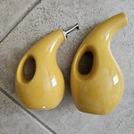 Rachael Ray Oil And Vinegar Dispenser Set. Fixed Price $14.95.