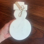 Mud Pie Marble Holiday Christmas Decor Serving Cheese Board Trivet Snowman Shape. Fixed Price $8.00.