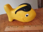 2010 Pepperidge Farm Goldfish Snack-tainer Cracker Container W/ Sunglasses. Fixed Price $9.99.