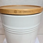 Creuset 50 Oz White Stoneware Canister Wooden Lid Stackable Med Storage Nib. Fixed Price $62.99.
