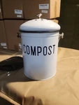 Compost Bin With Lid 1.3 Gallon Spare Charcoal Filters Kitchen Metal White New. Fixed Price $15.99.