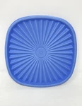 Vtg Tupperware Servalier Replacement Lid 839-5 Light Blue Starburst Design 7.5. Fixed Price $10.50.