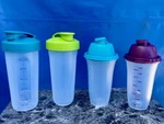 Tupperware Quick Shake, Gravy Shaker Mixer Blender 16OZ And 20OZ. Fixed Price $19.99.