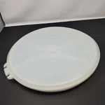 Tupperware 224-11 Lidded Container Carrier 6 Compartments Great Condition. Fixed Price $17.50.