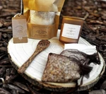 La Bathy Bag Jumbo Sereni-tea Herbal Detox Soak -chamomile Dandelion Root. Fixed Price $18.00.
