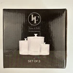 Luxe & Frill 3 Pack Acrylic Apothecary Jars Bathroom Vanity Organizer. Fixed Price $14.99.