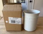 Le Creuset Stoneware 1 Liter 33 Oz Utensil Crock Holder White. Fixed Price $54.99.