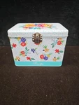 The Pioneer Woman Tin Recipe Box Birthday Floral. Fixed Price $16.99.