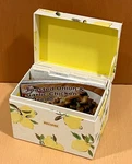Kate Spade Ny Fabric Covered Box Lemonade Theme Unused W/recipes. Fixed Price $15.00.