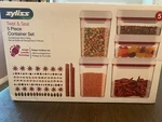 Zyliss Twist & Seal 5-PIECE Storage Container Set. Fixed Price $20.00.