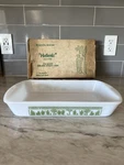 Vtg Anchor Hocking Grecian Hellenic" 1/2 Quart White Glass Baking Dish W/box. Fixed Price $19.36.