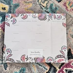 Vera Bradley Magnetic Weekly Meal Planner Floral Design Sealed. Fixed Price $20.00.