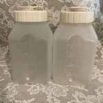 2 Vintage Rubbermaid Servin Saver 1 Pint Drink Bottles Almond Flip Top Lids Nice. Fixed Price $20.00.