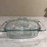 Vintage Pyrex Qt (1.9 L) Easy Grab Clear Baking Dish #C024 Lid #C624 Casserole. Fixed Price $25.00.