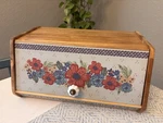 The Pioneer Woman Breezy Blossom Wooden Bread Box Acacia Floral Storage Bin Vtg. Fixed Price $42.00.