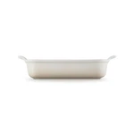 Rare Le Creuset Stoneware Heritage Rectangular Baking Dish 32CM 4QT Meringue Nwt. Fixed Price $89.90.
