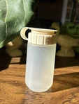 Rubbermaid Servin Saver Salt Pepper Shaker Almond Lid 4 Oz.. Fixed Price $12.95.