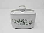 Corelle Callaway Ivy Napkin Holder Jay Import Green Vines On White. Fixed Price $24.99.