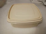 Rubbermaid Servin' Saver #3 10-CUP Container 0014 With Lid 0013. Fixed Price $19.90.