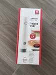 Zwilling Fresh & Save Vacuum Pump Nib. Fixed Price $85.00.