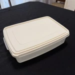Vintage Rubbermaid Servin Saver Rectangle #7 Storage Container 16 Cups Almond. Fixed Price $19.99.