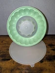 Vintage Tupperware Jello Mold 1201-11 W/ Lid (2197B-1) Mint Green 1202-5 N' Serv. Fixed Price $13.67.